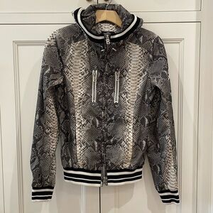 Bogner Black & Cream Snakeskin Pattern Jacket—GORGEOUS!! Like New Condition! 4